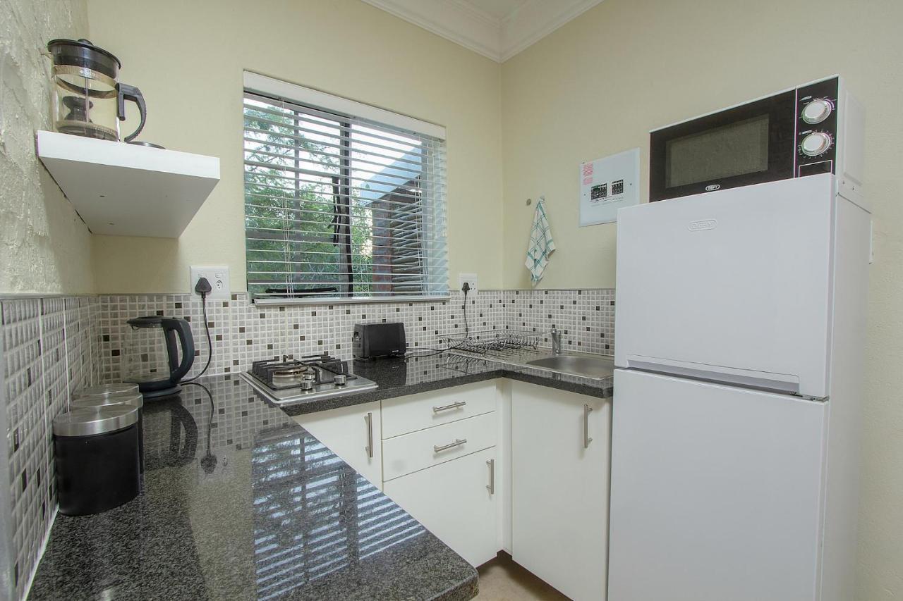Kruger'S Retreat House & Kruger'S Rest Studio Marloth Park Εξωτερικό φωτογραφία